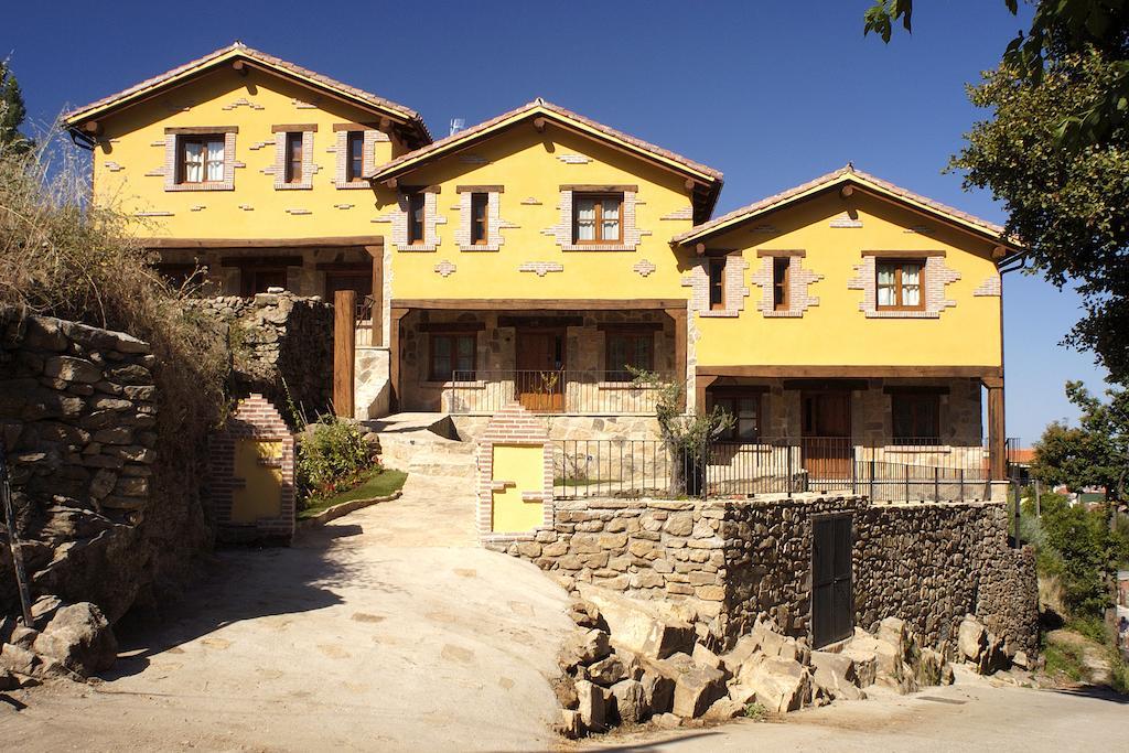 Casas Rurales Acebuche, Descubre el Otoño Mágico en el Valle de Ambroz Casas del Monte Exterior foto